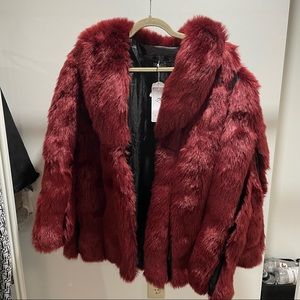 NEW!✨ Burgundy Faux Fur Coat